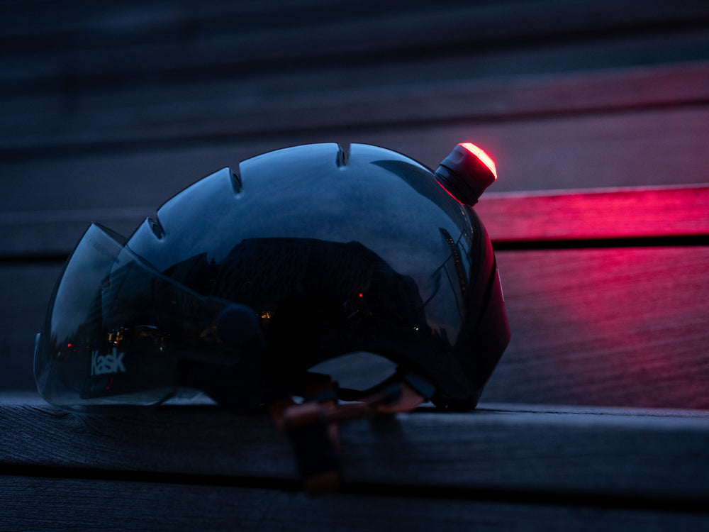 Universelle magnetische Kopfhörerhalterung (Beleuchtung nicht enthalten)